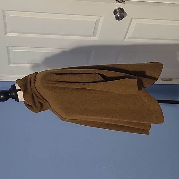 Time and Tru Soft Golden Brown Autumn Turtleneck Sweater - Picture 2 of 2